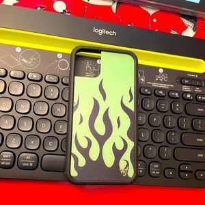 iPhone 11 (two camera) Wildflower case